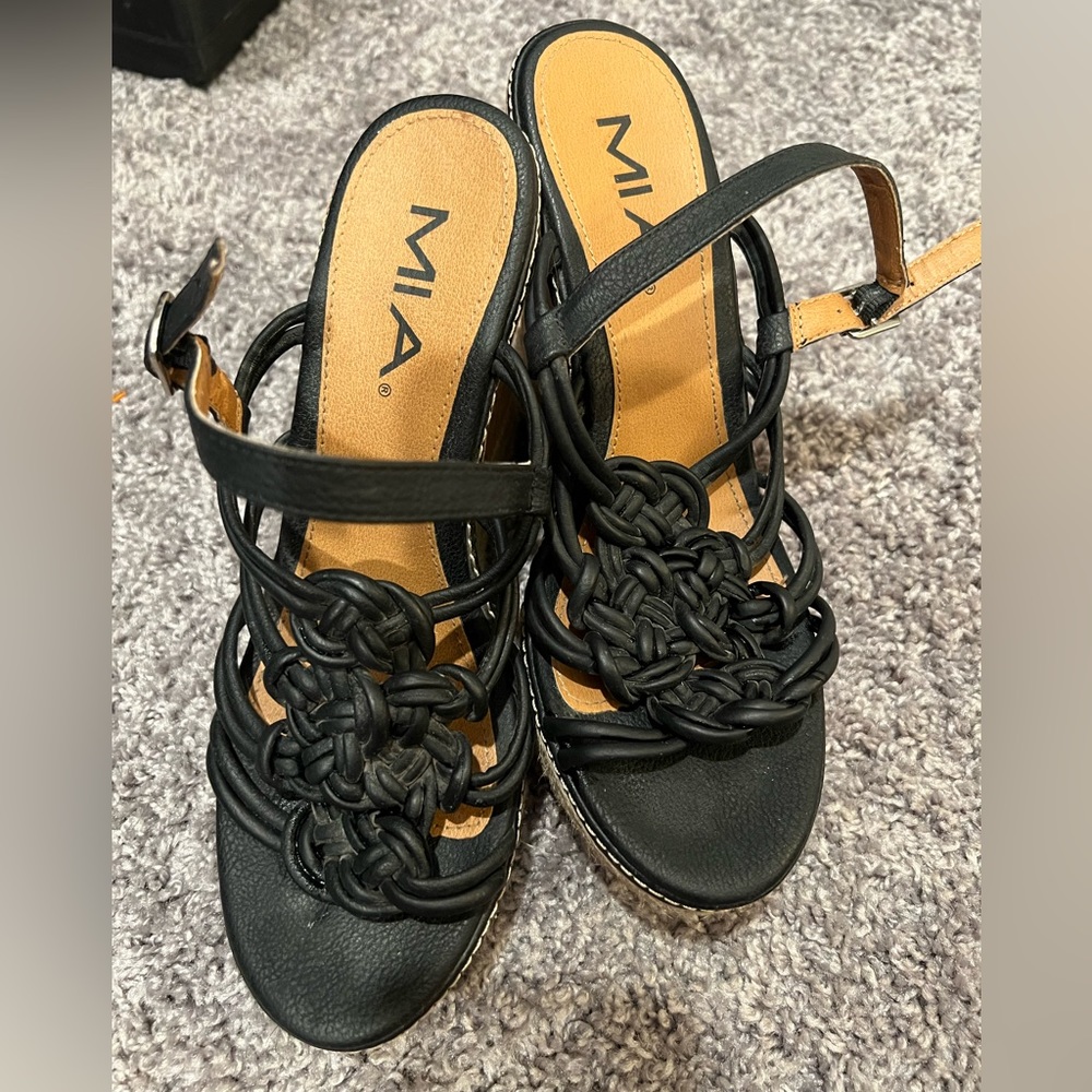 Mia Wedge Sandals